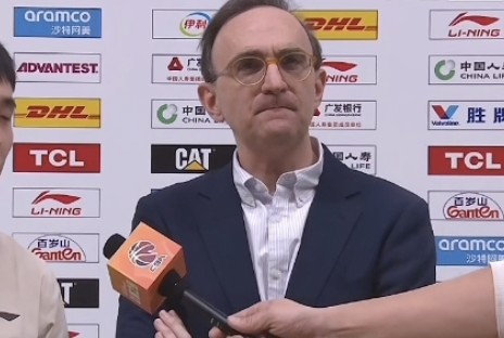  辽宁男篮逆转山西；乌戈强调团队拼搏，艰难赛程需步步为营。 体育新闻