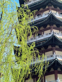  华正新材积极支持子公司融资需求，多家银行担保协议相继落地。 股票财经