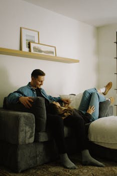  存储市场在AI推动下供需紧俏；产业链多环节值得深耕 股票财经