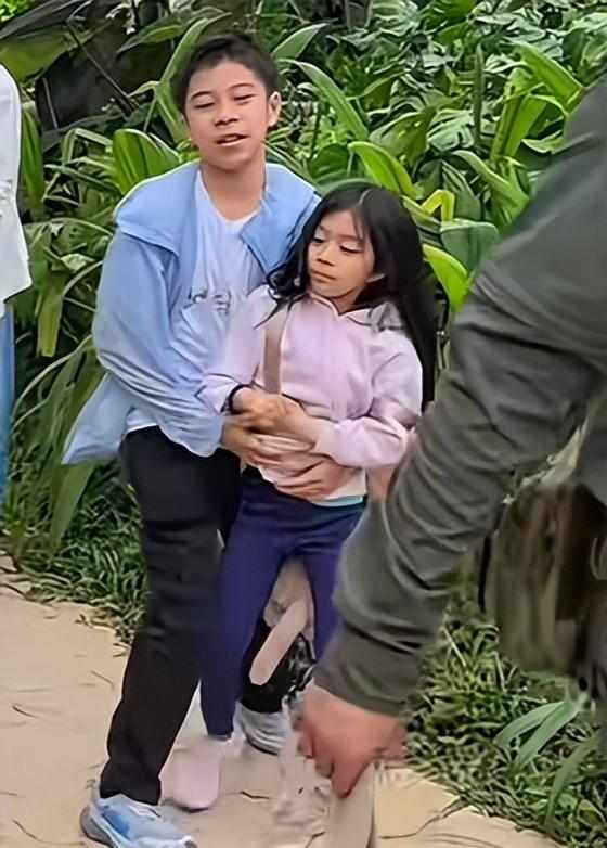  从爬山背影读懂豪门家风：霍启刚郭晶晶的低调哲学与技术分析 文化旅游