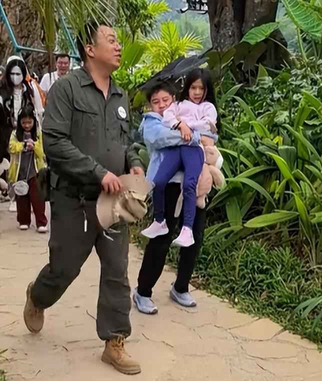  从爬山背影读懂豪门家风：霍启刚郭晶晶的低调哲学与技术分析 文化旅游