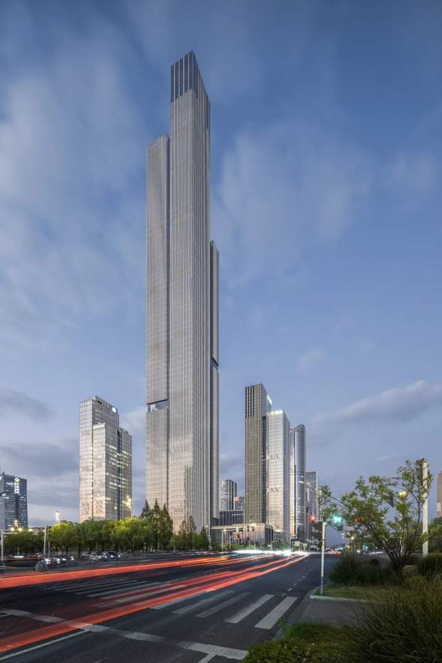 超高层建筑防火技术新突破:南京紫金金融中心416.6米消防系统全解析 房产家居