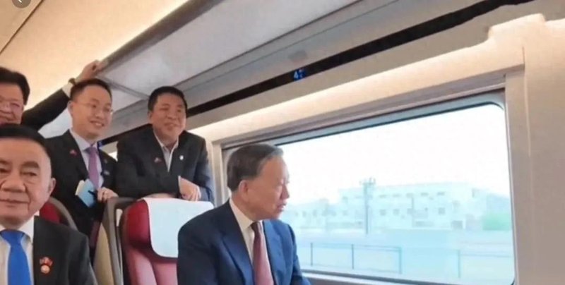 【技术破局】从复兴号驾驶室到产业链闭环:苏林访华看见的高铁密码 IT技术 【技术破局】从复兴号驾驶室到产业链闭环:苏林访华看见的高铁密码 IT技术 【技术破局】从复兴号驾驶室到产业链闭环:苏林访华看见的高铁密码 IT技术
