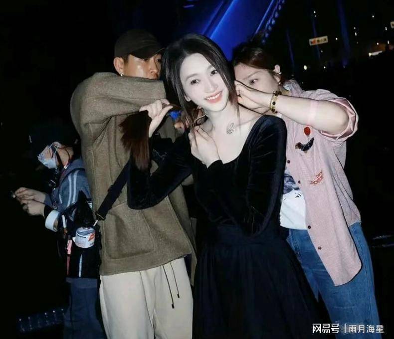 技术拆解·浪姐舞台:李小冉「翻车」背后的流量密码与真人秀算法逻辑 娱乐新闻
